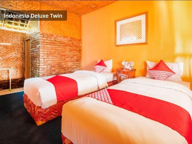โอโย 644 แกรนด์ ยุสติก เซลาบินตานา Hotel ซูกาบูมี ภายนอก รูปภาพ